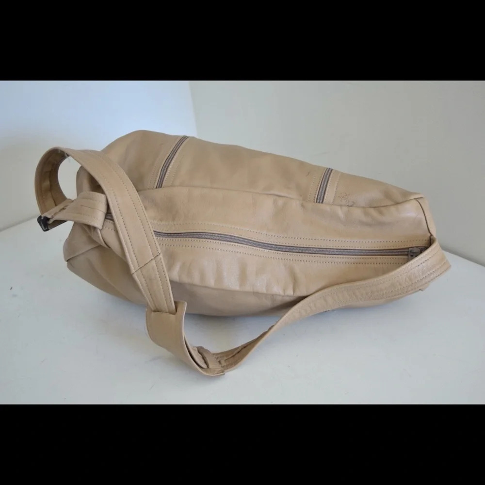 Hand made leather back pack - Picture 8 of 8